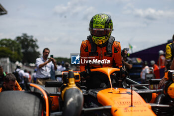 02/11/2024 - NORRIS Lando (gbr), McLaren F1 Team MCL38, portrait during the Formula 1 Grande Premio de Sao Paulo 2024, 21th round of the 2024 Formula One World Championship from November 1 to 3, 2024 on the Interlagos Circuit, in Sao Paulo, Brazil - F1 - SAO PAULO GRAND PRIX 2024 - FORMULA 1 - MOTORI