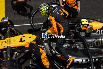 02/11/2024 - NORRIS Lando (gbr), McLaren F1 Team MCL38, portrait start of the race, depart, during the Formula 1 Grande Premio de Sao Paulo 2024, 21th round of the 2024 Formula One World Championship from November 1 to 3, 2024 on the Interlagos Circuit, in Sao Paulo, Brazil - F1 - SAO PAULO GRAND PRIX 2024 - FORMULA 1 - MOTORI