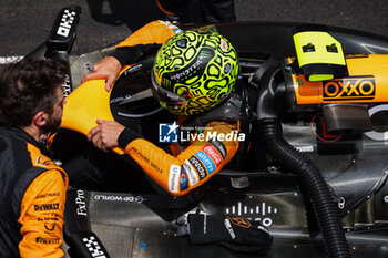 02/11/2024 - NORRIS Lando (gbr), McLaren F1 Team MCL38, portrait starting grid during the Formula 1 Grande Premio de Sao Paulo 2024, 21th round of the 2024 Formula One World Championship from November 1 to 3, 2024 on the Interlagos Circuit, in Sao Paulo, Brazil - F1 - SAO PAULO GRAND PRIX 2024 - FORMULA 1 - MOTORI