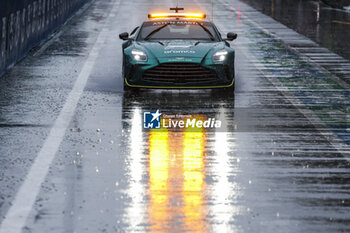 02/11/2024 - FIA Aston Martin Vantage Safety Car, rain, pluie, during the Formula 1 Grande Premio de Sao Paulo 2024, 21th round of the 2024 Formula One World Championship from November 1 to 3, 2024 on the Interlagos Circuit, in Sao Paulo, Brazil - F1 - SAO PAULO GRAND PRIX 2024 - FORMULA 1 - MOTORI