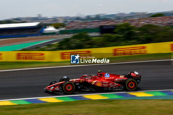 02/11/2024 - 55 SAINZ Carlos (spa), Scuderia Ferrari SF-24, action during the Formula 1 Grande Premio de Sao Paulo 2024, 21th round of the 2024 Formula One World Championship from November 1 to 3, 2024 on the Interlagos Circuit, in Sao Paulo, Brazil - F1 - SAO PAULO GRAND PRIX 2024 - FORMULA 1 - MOTORI