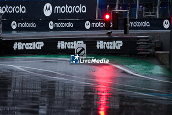 02/11/2024 - rain, pluie, illustration, pitlane closed during the Formula 1 Grande Premio de Sao Paulo 2024, 21th round of the 2024 Formula One World Championship from November 1 to 3, 2024 on the Interlagos Circuit, in Sao Paulo, Brazil - F1 - SAO PAULO GRAND PRIX 2024 - FORMULA 1 - MOTORI