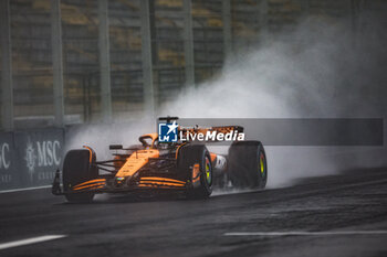 03/11/2024 - 81 PIASTRI Oscar (aus), McLaren F1 Team MCL38, action during the Formula 1 Grande Premio de Sao Paulo 2024, 21th round of the 2024 Formula One World Championship from November 1 to 3, 2024 on the Interlagos Circuit, in Sao Paulo, Brazil - F1 - SAO PAULO GRAND PRIX 2024 - FORMULA 1 - MOTORI