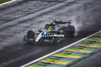 03/11/2024 - 44 HAMILTON Lewis (gbr), Mercedes AMG F1 Team W15, action during the Formula 1 Grande Premio de Sao Paulo 2024, 21th round of the 2024 Formula One World Championship from November 1 to 3, 2024 on the Interlagos Circuit, in Sao Paulo, Brazil - F1 - SAO PAULO GRAND PRIX 2024 - FORMULA 1 - MOTORI