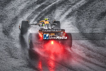 03/11/2024 - 04 NORRIS Lando (gbr), McLaren F1 Team MCL38, action during the Formula 1 Grande Premio de Sao Paulo 2024, 21th round of the 2024 Formula One World Championship from November 1 to 3, 2024 on the Interlagos Circuit, in Sao Paulo, Brazil - F1 - SAO PAULO GRAND PRIX 2024 - FORMULA 1 - MOTORI