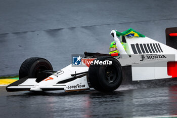 03/11/2024 - Lewis Hamilton driving the McLaren MP4/5B of Ayrton Senna during the Formula 1 Grande Premio de Sao Paulo 2024, 21th round of the 2024 Formula One World Championship from November 1 to 3, 2024 on the Interlagos Circuit, in Sao Paulo, Brazil - F1 - SAO PAULO GRAND PRIX 2024 - FORMULA 1 - MOTORI