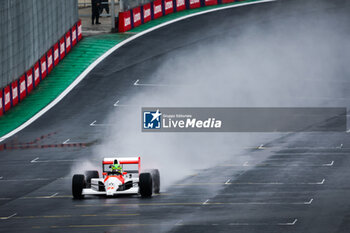 03/11/2024 - HAMILTON Lewis (gbr), driving the 1990 McLaren MP4/5B of Ayrton Senna, action during the Formula 1 Grande Premio de Sao Paulo 2024, 21th round of the 2024 Formula One World Championship from November 1 to 3, 2024 on the Interlagos Circuit, in Sao Paulo, Brazil - F1 - SAO PAULO GRAND PRIX 2024 - FORMULA 1 - MOTORI