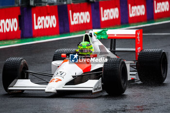 03/11/2024 - HAMILTON Lewis (gbr), driving the 1990 McLaren MP4/5B of Ayrton Senna, action during the Formula 1 Grande Premio de Sao Paulo 2024, 21th round of the 2024 Formula One World Championship from November 1 to 3, 2024 on the Interlagos Circuit, in Sao Paulo, Brazil - F1 - SAO PAULO GRAND PRIX 2024 - FORMULA 1 - MOTORI