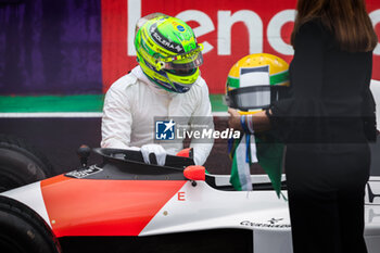 03/11/2024 - HAMILTON Lewis (gbr), after his drive in the 1990 McLaren MP4/5B of Ayrton Senna during the Formula 1 Grande Premio de Sao Paulo 2024, 21th round of the 2024 Formula One World Championship from November 1 to 3, 2024 on the Interlagos Circuit, in Sao Paulo, Brazil - F1 - SAO PAULO GRAND PRIX 2024 - FORMULA 1 - MOTORI