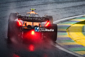 03/11/2024 - 04 NORRIS Lando (gbr), McLaren F1 Team MCL38, action during the Formula 1 Grande Premio de Sao Paulo 2024, 21th round of the 2024 Formula One World Championship from November 1 to 3, 2024 on the Interlagos Circuit, in Sao Paulo, Brazil - F1 - SAO PAULO GRAND PRIX 2024 - FORMULA 1 - MOTORI