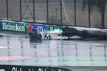 03/11/2024 - 14 ALONSO Fernando (spa), Aston Martin F1 Team AMR24, action crash, accident, during the Formula 1 Grande Premio de Sao Paulo 2024, 21th round of the 2024 Formula One World Championship from November 1 to 3, 2024 on the Interlagos Circuit, in Sao Paulo, Brazil - F1 - SAO PAULO GRAND PRIX 2024 - FORMULA 1 - MOTORI