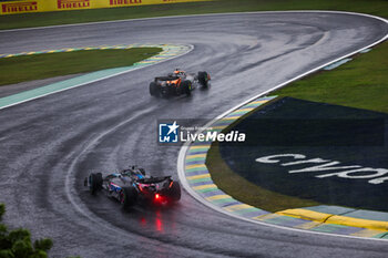 03/11/2024 - 81 PIASTRI Oscar (aus), McLaren F1 Team MCL38, action during the Formula 1 Grande Premio de Sao Paulo 2024, 21th round of the 2024 Formula One World Championship from November 1 to 3, 2024 on the Interlagos Circuit, in Sao Paulo, Brazil - F1 - SAO PAULO GRAND PRIX 2024 - FORMULA 1 - MOTORI