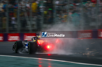 03/11/2024 - 23 ALBON Alexander (tha), Williams Racing FW45, action during the Formula 1 Grande Premio de Sao Paulo 2024, 21th round of the 2024 Formula One World Championship from November 1 to 3, 2024 on the Interlagos Circuit, in Sao Paulo, Brazil - F1 - SAO PAULO GRAND PRIX 2024 - FORMULA 1 - MOTORI