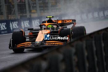 03/11/2024 - 04 NORRIS Lando (gbr), McLaren F1 Team MCL38, action during the Formula 1 Grande Premio de Sao Paulo 2024, 21th round of the 2024 Formula One World Championship from November 1 to 3, 2024 on the Interlagos Circuit, in Sao Paulo, Brazil - F1 - SAO PAULO GRAND PRIX 2024 - FORMULA 1 - MOTORI