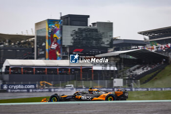 03/11/2024 - 04 NORRIS Lando (gbr), McLaren F1 Team MCL38, action during the Formula 1 Grande Premio de Sao Paulo 2024, 21th round of the 2024 Formula One World Championship from November 1 to 3, 2024 on the Interlagos Circuit, in Sao Paulo, Brazil - F1 - SAO PAULO GRAND PRIX 2024 - FORMULA 1 - MOTORI