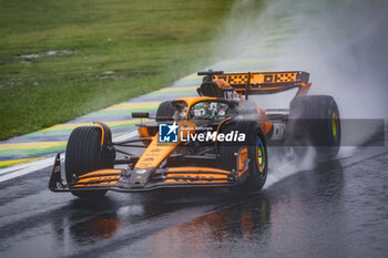 03/11/2024 - 81 PIASTRI Oscar (aus), McLaren F1 Team MCL38, action during the Formula 1 Grande Premio de Sao Paulo 2024, 21th round of the 2024 Formula One World Championship from November 1 to 3, 2024 on the Interlagos Circuit, in Sao Paulo, Brazil - F1 - SAO PAULO GRAND PRIX 2024 - FORMULA 1 - MOTORI