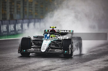 03/11/2024 - 44 HAMILTON Lewis (gbr), Mercedes AMG F1 Team W15, action during the Formula 1 Grande Premio de Sao Paulo 2024, 21th round of the 2024 Formula One World Championship from November 1 to 3, 2024 on the Interlagos Circuit, in Sao Paulo, Brazil - F1 - SAO PAULO GRAND PRIX 2024 - FORMULA 1 - MOTORI