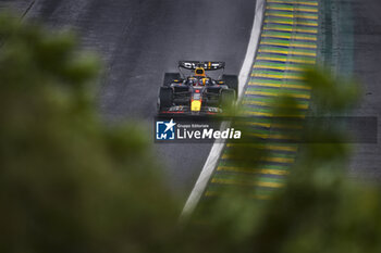 03/11/2024 - 01 VERSTAPPEN Max (nld), Red Bull Racing RB20, action during the Formula 1 Grande Premio de Sao Paulo 2024, 21th round of the 2024 Formula One World Championship from November 1 to 3, 2024 on the Interlagos Circuit, in Sao Paulo, Brazil - F1 - SAO PAULO GRAND PRIX 2024 - FORMULA 1 - MOTORI