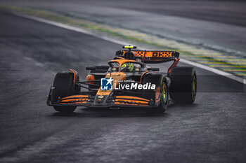 03/11/2024 - 04 NORRIS Lando (gbr), McLaren F1 Team MCL38, action during the Formula 1 Grande Premio de Sao Paulo 2024, 21th round of the 2024 Formula One World Championship from November 1 to 3, 2024 on the Interlagos Circuit, in Sao Paulo, Brazil - F1 - SAO PAULO GRAND PRIX 2024 - FORMULA 1 - MOTORI