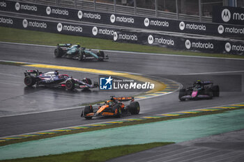 03/11/2024 - 81 PIASTRI Oscar (aus), McLaren F1 Team MCL38, 10 GASLY Pierre (fra), Alpine F1 Team A524, 30 LAWSON Liam (nzl), Visa Cash App RB F1 Team VCARB 01, action during the Formula 1 Grande Premio de Sao Paulo 2024, 21th round of the 2024 Formula One World Championship from November 1 to 3, 2024 on the Interlagos Circuit, in Sao Paulo, Brazil - F1 - SAO PAULO GRAND PRIX 2024 - FORMULA 1 - MOTORI