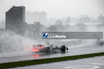 03/11/2024 - 04 NORRIS Lando (gbr), McLaren F1 Team MCL38, action during the Formula 1 Grande Premio de Sao Paulo 2024, 21th round of the 2024 Formula One World Championship from November 1 to 3, 2024 on the Interlagos Circuit, in Sao Paulo, Brazil - F1 - SAO PAULO GRAND PRIX 2024 - FORMULA 1 - MOTORI