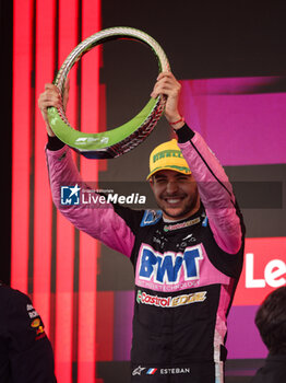 03/11/2024 - OCON Esteban (fra), Alpine F1 Team A524, portrait podium trophy during the Formula 1 Grande Premio de Sao Paulo 2024, 21th round of the 2024 Formula One World Championship from November 1 to 3, 2024 on the Interlagos Circuit, in Sao Paulo, Brazil - F1 - SAO PAULO GRAND PRIX 2024 - FORMULA 1 - MOTORI