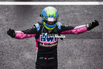 03/11/2024 - OCON Esteban (fra), Alpine F1 Team A524, portrait celebrating podium during the Formula 1 Grande Premio de Sao Paulo 2024, 21th round of the 2024 Formula One World Championship from November 1 to 3, 2024 on the Interlagos Circuit, in Sao Paulo, Brazil - F1 - SAO PAULO GRAND PRIX 2024 - FORMULA 1 - MOTORI