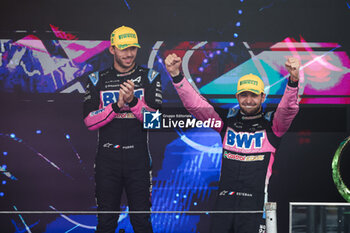 03/11/2024 - OCON Esteban (fra), Alpine F1 Team A524, GASLY Pierre (fra), Alpine F1 Team A524, portrait podium during the Formula 1 Grande Premio de Sao Paulo 2024, 21th round of the 2024 Formula One World Championship from November 1 to 3, 2024 on the Interlagos Circuit, in Sao Paulo, Brazil - F1 - SAO PAULO GRAND PRIX 2024 - FORMULA 1 - MOTORI