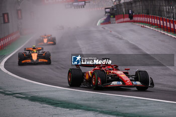 03/11/2024 - 16 LECLERC Charles (mco), Scuderia Ferrari SF-24, action 04 NORRIS Lando (gbr), McLaren F1 Team MCL38, action during the Formula 1 Grande Premio de Sao Paulo 2024, 21th round of the 2024 Formula One World Championship from November 1 to 3, 2024 on the Interlagos Circuit, in Sao Paulo, Brazil - F1 - SAO PAULO GRAND PRIX 2024 - FORMULA 1 - MOTORI