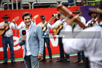 03/11/2024 - Daniel singer national athem Brasil starting grid during the Formula 1 Grande Premio de Sao Paulo 2024, 21th round of the 2024 Formula One World Championship from November 1 to 3, 2024 on the Interlagos Circuit, in Sao Paulo, Brazil - F1 - SAO PAULO GRAND PRIX 2024 - FORMULA 1 - MOTORI