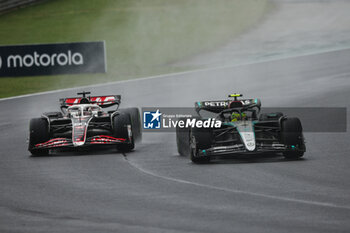 03/11/2024 - 44 HAMILTON Lewis (gbr), Mercedes AMG F1 Team W15, action 50 BEARMAN Ollie (gbr), Haas F1 Team VF-24 Ferrari, action during the Formula 1 Grande Premio de Sao Paulo 2024, 21th round of the 2024 Formula One World Championship from November 1 to 3, 2024 on the Interlagos Circuit, in Sao Paulo, Brazil - F1 - SAO PAULO GRAND PRIX 2024 - FORMULA 1 - MOTORI