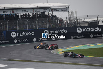 03/11/2024 - 31 OCON Esteban (fra), Alpine F1 Team A524, action 16 LECLERC Charles (mco), Scuderia Ferrari SF-24, action 01 VERSTAPPEN Max (nld), Red Bull Racing RB20, action during the Formula 1 Grande Premio de Sao Paulo 2024, 21th round of the 2024 Formula One World Championship from November 1 to 3, 2024 on the Interlagos Circuit, in Sao Paulo, Brazil - F1 - SAO PAULO GRAND PRIX 2024 - FORMULA 1 - MOTORI