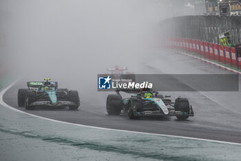 03/11/2024 - 44 HAMILTON Lewis (gbr), Mercedes AMG F1 Team W15, action 14 ALONSO Fernando (spa), Aston Martin F1 Team AMR24, action during the Formula 1 Grande Premio de Sao Paulo 2024, 21th round of the 2024 Formula One World Championship from November 1 to 3, 2024 on the Interlagos Circuit, in Sao Paulo, Brazil - F1 - SAO PAULO GRAND PRIX 2024 - FORMULA 1 - MOTORI