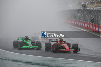 03/11/2024 - 55 SAINZ Carlos (spa), Scuderia Ferrari SF-24, action 77 BOTTAS Valtteri (fin), Stake F1 Team Kick Sauber C44, action during the Formula 1 Grande Premio de Sao Paulo 2024, 21th round of the 2024 Formula One World Championship from November 1 to 3, 2024 on the Interlagos Circuit, in Sao Paulo, Brazil - F1 - SAO PAULO GRAND PRIX 2024 - FORMULA 1 - MOTORI