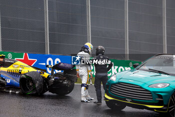 03/11/2024 - 43 COLAPINTO Franco (arg), Williams Racing FW46, action crash, accident, medical car fia during the Formula 1 Grande Premio de Sao Paulo 2024, 21th round of the 2024 Formula One World Championship from November 1 to 3, 2024 on the Interlagos Circuit, in Sao Paulo, Brazil - F1 - SAO PAULO GRAND PRIX 2024 - FORMULA 1 - MOTORI