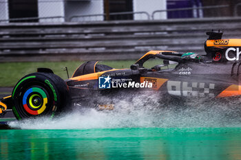 03/11/2024 - 81 PIASTRI Oscar (aus), McLaren F1 Team MCL38, action during the Formula 1 Grande Premio de Sao Paulo 2024, 21th round of the 2024 Formula One World Championship from November 1 to 3, 2024 on the Interlagos Circuit, in Sao Paulo, Brazil - F1 - SAO PAULO GRAND PRIX 2024 - FORMULA 1 - MOTORI