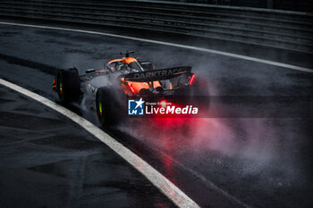 03/11/2024 - 81 PIASTRI Oscar (aus), McLaren F1 Team MCL38, action during the Formula 1 Grande Premio de Sao Paulo 2024, 21th round of the 2024 Formula One World Championship from November 1 to 3, 2024 on the Interlagos Circuit, in Sao Paulo, Brazil - F1 - SAO PAULO GRAND PRIX 2024 - FORMULA 1 - MOTORI