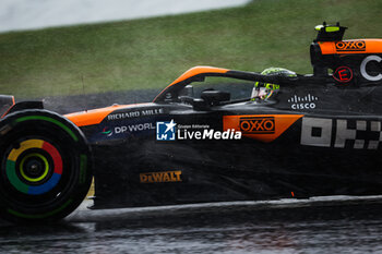 03/11/2024 - 04 NORRIS Lando (gbr), McLaren F1 Team MCL38, action during the Formula 1 Grande Premio de Sao Paulo 2024, 21th round of the 2024 Formula One World Championship from November 1 to 3, 2024 on the Interlagos Circuit, in Sao Paulo, Brazil - F1 - SAO PAULO GRAND PRIX 2024 - FORMULA 1 - MOTORI