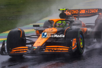 03/11/2024 - 04 NORRIS Lando (gbr), McLaren F1 Team MCL38, action during the Formula 1 Grande Premio de Sao Paulo 2024, 21th round of the 2024 Formula One World Championship from November 1 to 3, 2024 on the Interlagos Circuit, in Sao Paulo, Brazil - F1 - SAO PAULO GRAND PRIX 2024 - FORMULA 1 - MOTORI