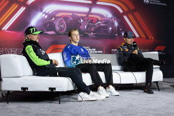 21/11/2024 - Press conference BOTTAS Valtteri (fin), Stake F1 Team Kick Sauber C44, portrait LAWSON Liam (nzl), Visa Cash App RB F1 Team Reserve Driver, portrait NORRIS Lando (gbr), McLaren F1 Team MCL38, portrait during the Formula 1 Heineken Silver Las Vegas Grand Prix 2024, 22th round of the 2024 Formula One World Championship from November 21 to 23, 2024 on the Las Vegas Strip Circuit, in Las Vegas, United States of America - F1 - LAS VEGAS GRAND PRIX 2024 - FORMULA 1 - MOTORI