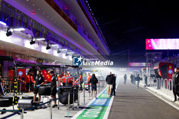 21/11/2024 - Paddock ambiance during the Formula 1 Heineken Silver Las Vegas Grand Prix 2024, 22th round of the 2024 Formula One World Championship from November 21 to 23, 2024 on the Las Vegas Strip Circuit, in Las Vegas, United States of America - F1 - LAS VEGAS GRAND PRIX 2024 - FORMULA 1 - MOTORI