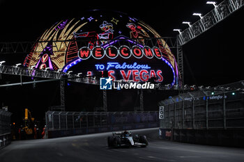 2024-11-22 - 63 RUSSELL George (gbr), Mercedes AMG F1 Team W15, action during the Formula 1 Heineken Silver Las Vegas Grand Prix 2024, 22th round of the 2024 Formula One World Championship from November 21 to 23, 2024 on the Las Vegas Strip Circuit, in Las Vegas, United States of America - F1 - LAS VEGAS GRAND PRIX 2024 - FORMULA 1 - MOTORS