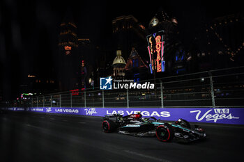 2024-11-22 - 44 HAMILTON Lewis (gbr), Mercedes AMG F1 Team W15, action during the Formula 1 Heineken Silver Las Vegas Grand Prix 2024, 22th round of the 2024 Formula One World Championship from November 21 to 23, 2024 on the Las Vegas Strip Circuit, in Las Vegas, United States of America - F1 - LAS VEGAS GRAND PRIX 2024 - FORMULA 1 - MOTORS