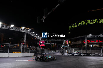 2024-11-22 - 63 RUSSELL George (gbr), Mercedes AMG F1 Team W15, action during the Formula 1 Heineken Silver Las Vegas Grand Prix 2024, 22th round of the 2024 Formula One World Championship from November 21 to 23, 2024 on the Las Vegas Strip Circuit, in Las Vegas, United States of America - F1 - LAS VEGAS GRAND PRIX 2024 - FORMULA 1 - MOTORS