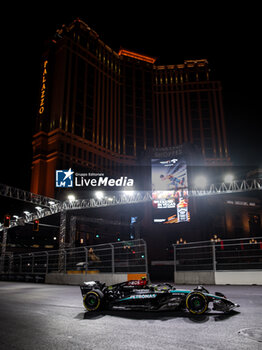 2024-11-22 - 44 HAMILTON Lewis (gbr), Mercedes AMG F1 Team W15, action during the Formula 1 Heineken Silver Las Vegas Grand Prix 2024, 22th round of the 2024 Formula One World Championship from November 21 to 23, 2024 on the Las Vegas Strip Circuit, in Las Vegas, United States of America - F1 - LAS VEGAS GRAND PRIX 2024 - FORMULA 1 - MOTORS