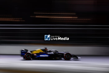 2024-11-22 - 23 ALBON Alexander (tha), Williams Racing FW45, action during the Formula 1 Heineken Silver Las Vegas Grand Prix 2024, 22th round of the 2024 Formula One World Championship from November 21 to 23, 2024 on the Las Vegas Strip Circuit, in Las Vegas, United States of America - F1 - LAS VEGAS GRAND PRIX 2024 - FORMULA 1 - MOTORS