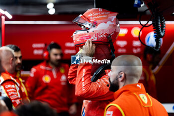 2024-11-22 - SAINZ Carlos (spa), Scuderia Ferrari SF-24, portrait during the Formula 1 Heineken Silver Las Vegas Grand Prix 2024, 22th round of the 2024 Formula One World Championship from November 21 to 23, 2024 on the Las Vegas Strip Circuit, in Las Vegas, United States of America - F1 - LAS VEGAS GRAND PRIX 2024 - FORMULA 1 - MOTORS