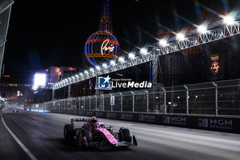 2024-11-22 - 10 GASLY Pierre (fra), Alpine F1 Team A524, action during the Formula 1 Heineken Silver Las Vegas Grand Prix 2024, 22th round of the 2024 Formula One World Championship from November 21 to 23, 2024 on the Las Vegas Strip Circuit, in Las Vegas, United States of America - F1 - LAS VEGAS GRAND PRIX 2024 - FORMULA 1 - MOTORS