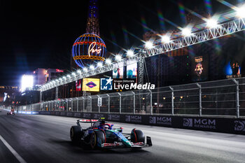 2024-11-22 - 22 TSUNODA Yuki (jap), Visa Cash App RB F1 Team VCARB 01, action during the Formula 1 Heineken Silver Las Vegas Grand Prix 2024, 22th round of the 2024 Formula One World Championship from November 21 to 23, 2024 on the Las Vegas Strip Circuit, in Las Vegas, United States of America - F1 - LAS VEGAS GRAND PRIX 2024 - FORMULA 1 - MOTORS