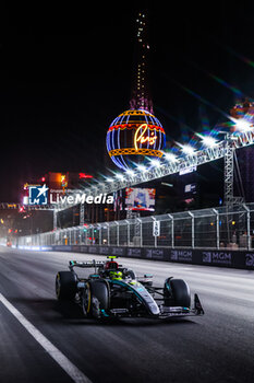 2024-11-22 - 44 HAMILTON Lewis (gbr), Mercedes AMG F1 Team W15, action during the Formula 1 Heineken Silver Las Vegas Grand Prix 2024, 22th round of the 2024 Formula One World Championship from November 21 to 23, 2024 on the Las Vegas Strip Circuit, in Las Vegas, United States of America - F1 - LAS VEGAS GRAND PRIX 2024 - FORMULA 1 - MOTORS